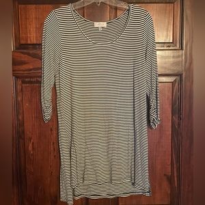 Women’s 3/4 sleeve tunic